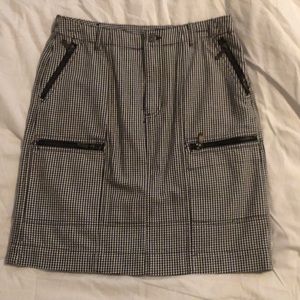 Liz Claiborne Houndstooth Mini Skirt